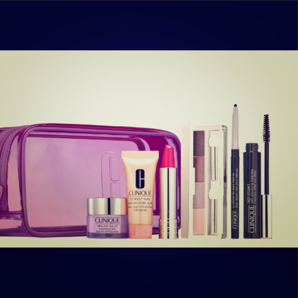 Clinique Set With Makeup Bag